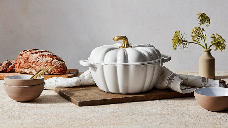 Le Creuset 4 Qt Figural Pumpkin Cocotte w/Gold Figural Knob - Persimmon